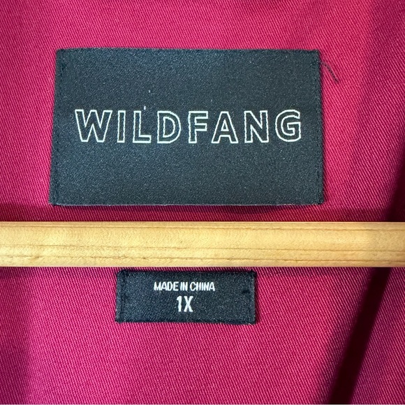 Wildfang Essential Tux Blazer Size 1X Mulberry Holiday 2024 Collection - Picture 9 of 15